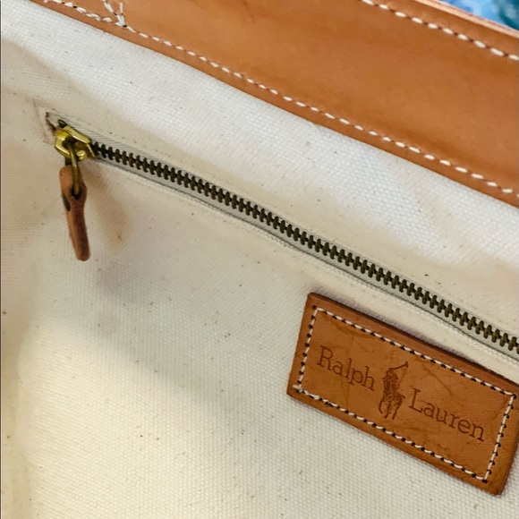 Polo by Ralph Lauren Madras Set of Tote and cosmetic bag. NWT
Vintage 1990s - Picture 9 of 13